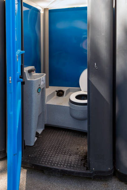 Best Portable bathroom rental  in Frankfort, IN
